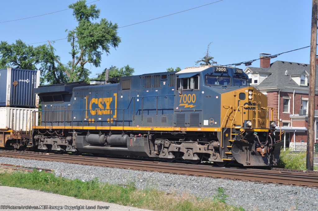 CSXT 7000 South 